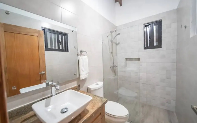 Villa Selena - 5br Villa In Sosua Center!