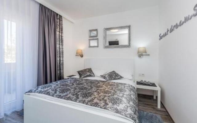 Apartments & Rooms Dario Krk