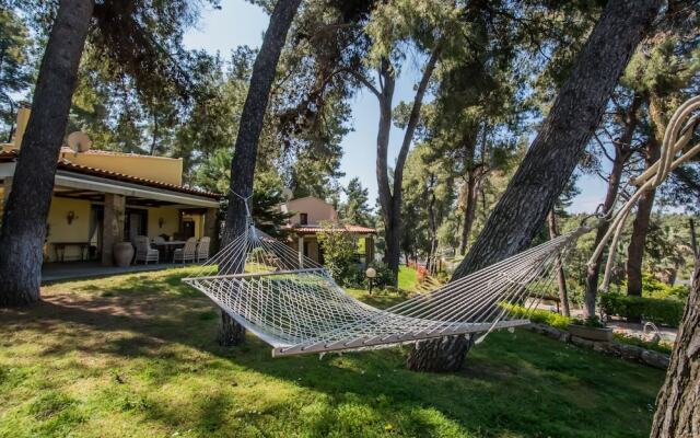 Calypso by halu! Sani Villas