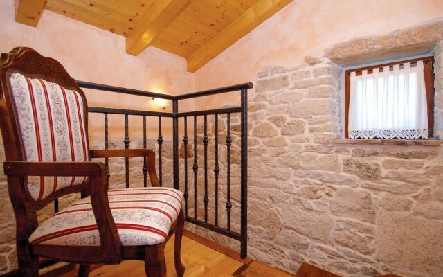 Beautiful Home in Krnica With Wifi and 2 Bedrooms