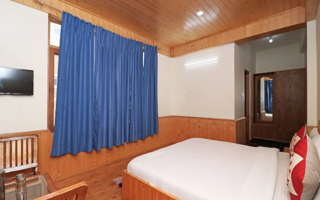 OYO 13697 Home Grand Hill View Naggar Road