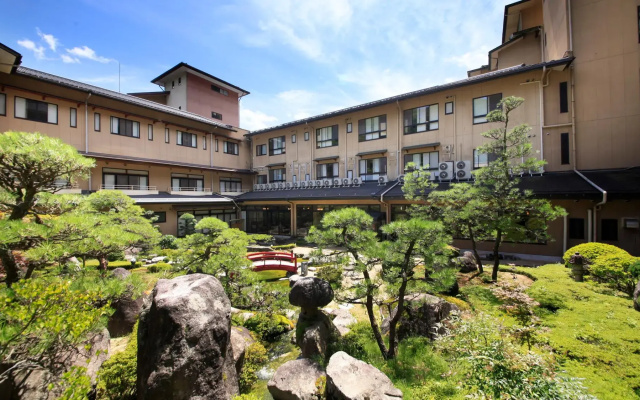 Yumoto Hotel Achikawa
