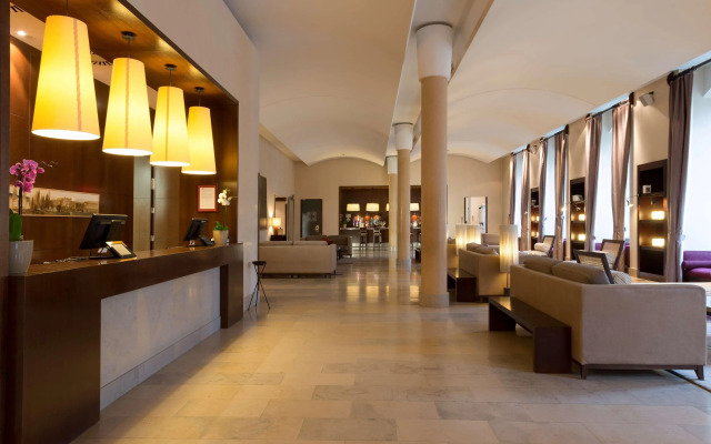 NH Collection Palacio de Burgos