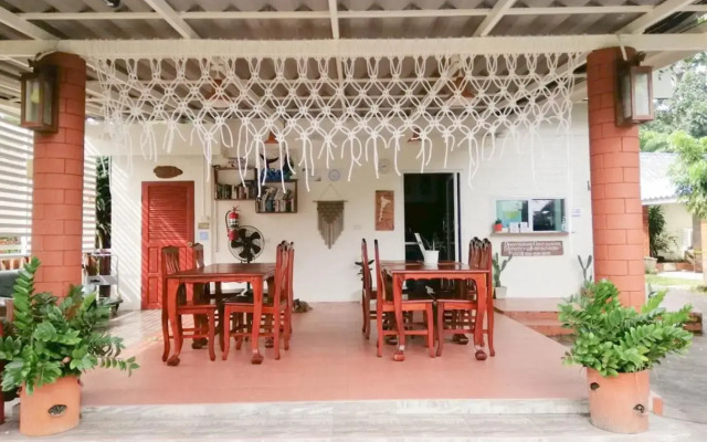 Samet Bellhouse