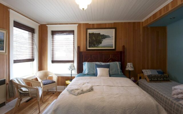 Turquoiz Café, Gîte et Galerie d'Art