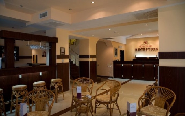 Hotel Denisa Otopeni