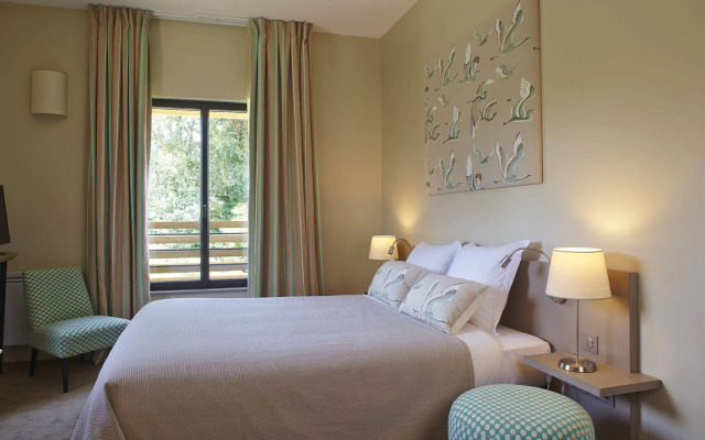 Hotel Les Herbes Folles