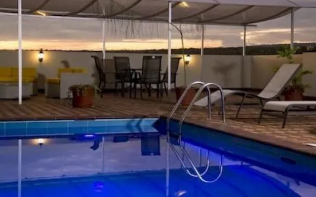 Hotel Albatross