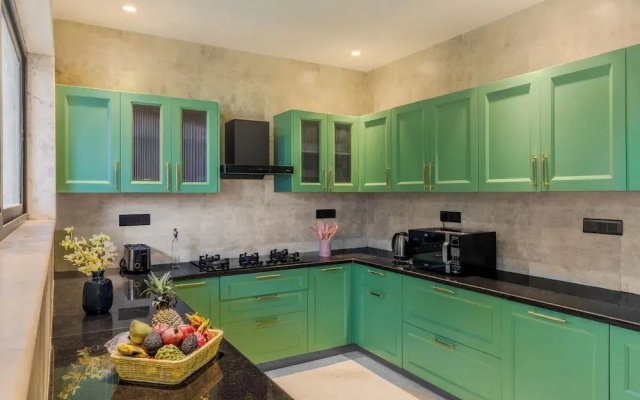 ELIVAAS Valley View 5BHK Villa With Pool