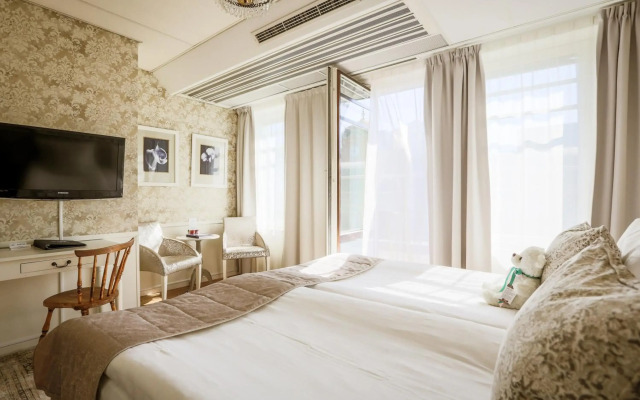 Freys Hotel