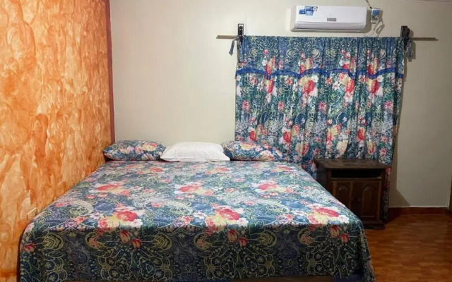 Agradable casa con 3 cuartos 2 baños cómodos..!!