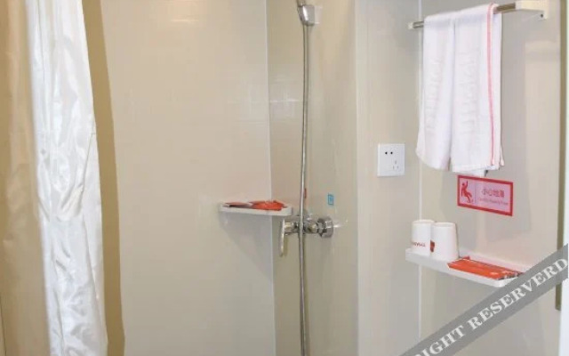 Shankee Hotel (Chongqing Wanzhou Pedestrian Street)