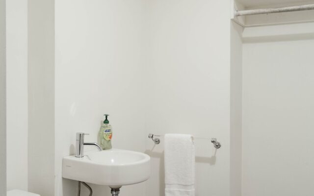 West Village 5BR Townhome & Private Yard