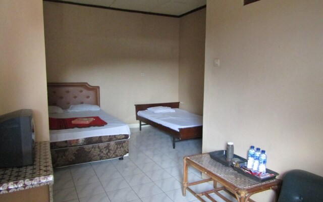 Hotel Bakti