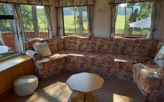 Lovely Semi-rural Caravan & Hot Tub - Sleeps Fam 6