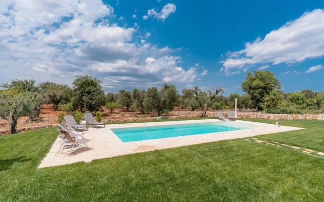 Trullo Tramonto in SAN Michele Salentino