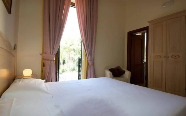 Divina House B&B