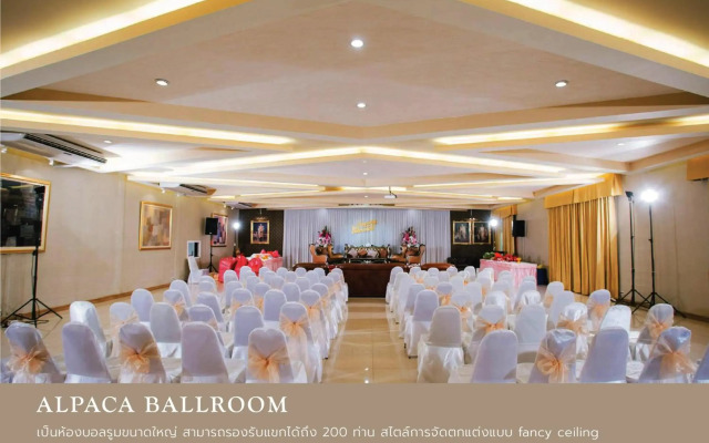 Westgate Residence Hotel