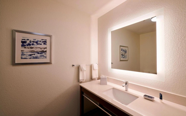 Four Points by Sheraton Cleveland-Eastlake