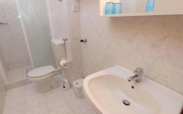 Relaxing Apartment With Outdoor Space in Fažana