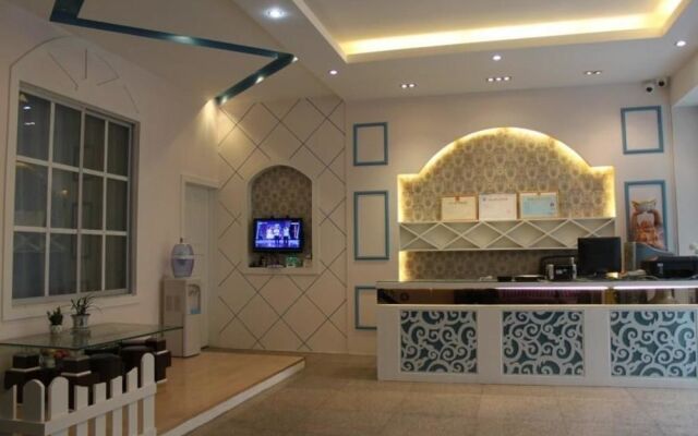 Yangshuo Romantic Hostel