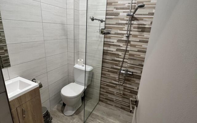 За околицей