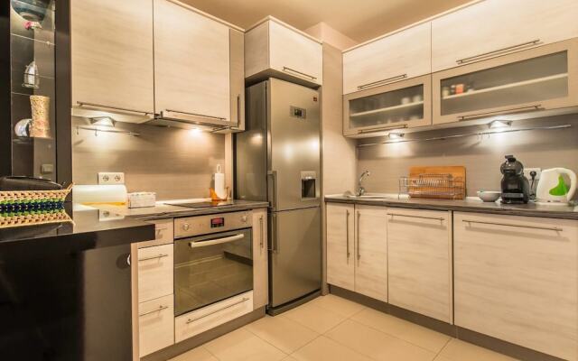 FM Deluxe 1-BDR Apartment with Limited Access - Lozenetz