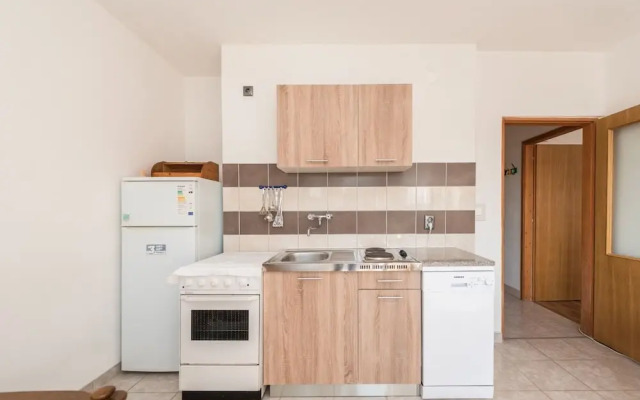 Jadra - 28 m From Beach - A4