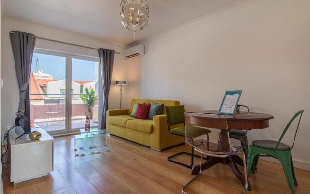 LovelyStay - Sunny 1BDR Apartment W/Terrace