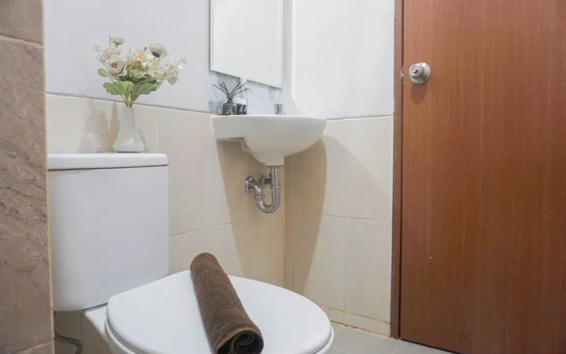 Good And Comfy 2Br Apartment At Transpark Juanda Bekasi Timur