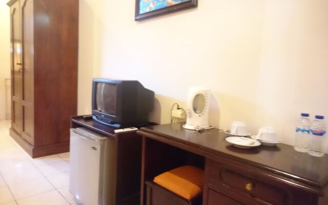 Catur Adi Putra Hotel