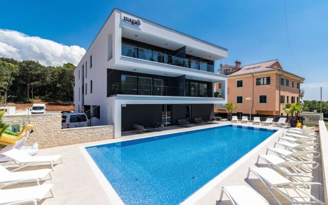 Luxury Apartments Magali