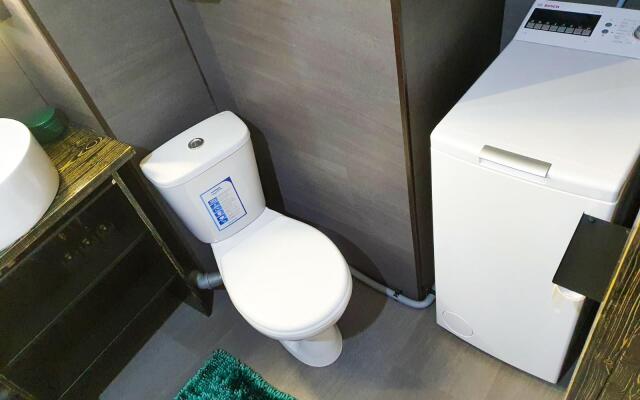 Мириады на улице Молодежная