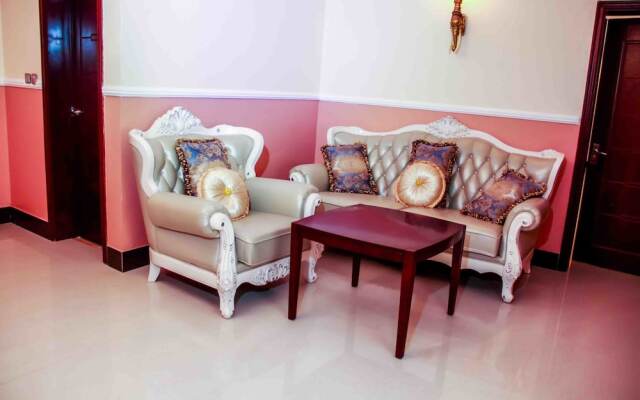 Greatwood Hotel