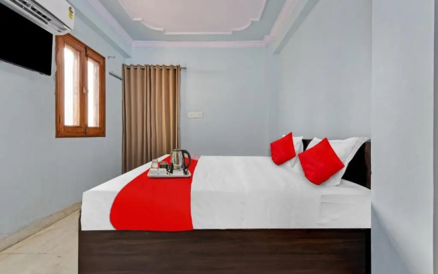 Oyo Flagship 93038 Hotel Regal Stay