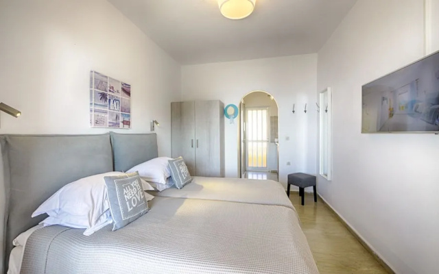 Vistonia Studio 5 Directly on the Beach With sea View