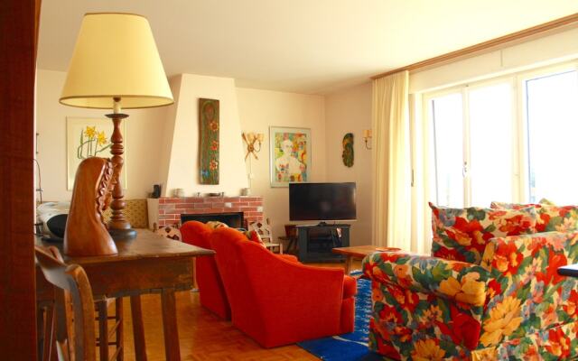 Mountain View & Spacious - Flaminia C