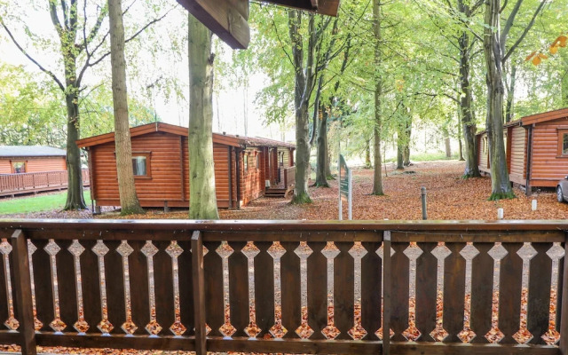 Leafy Hollow Lodge