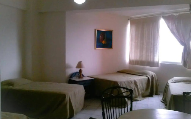 Aparta Hotel Jardines Metropolitanos