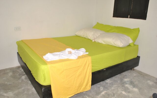 Hostal Castillo Del Mar - Hostel