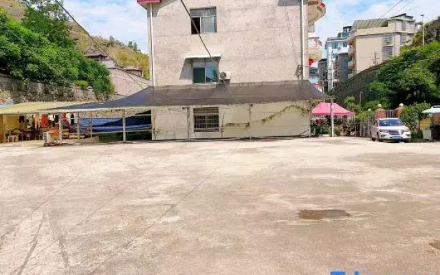 Liangliang Chinese Inn