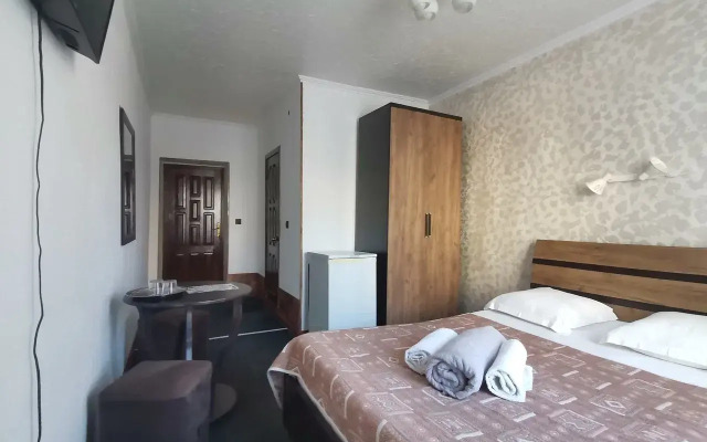 Elena Guest House