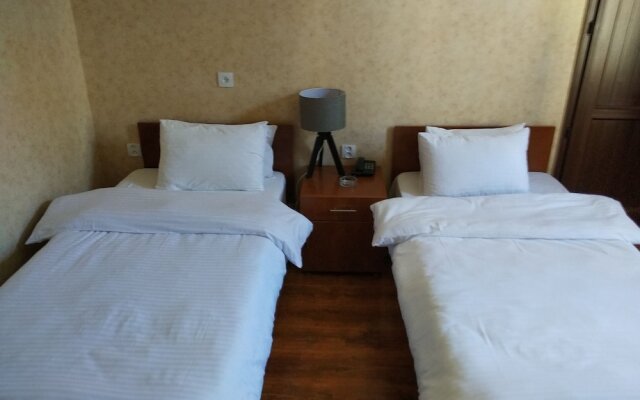 Baku Palace Hotel