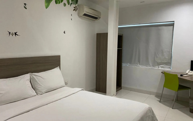MyHotel