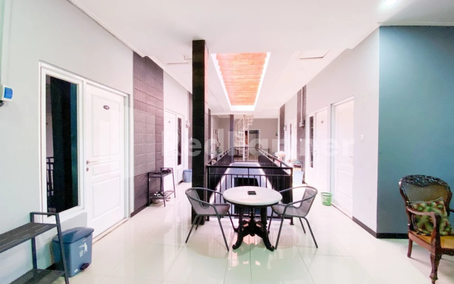 Griya Loka 1 Syariah Near RSUD Dr.Kariadi Mitra RedDoorz – Guest Rooms – Semarang