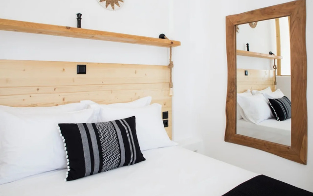 Paros King Luxury Apartments