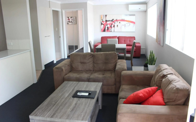 Surfers Riverside Apartments