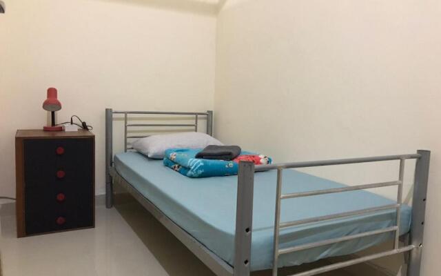 Backpackers Place- 10 minutes walk from Central Bus Terminal