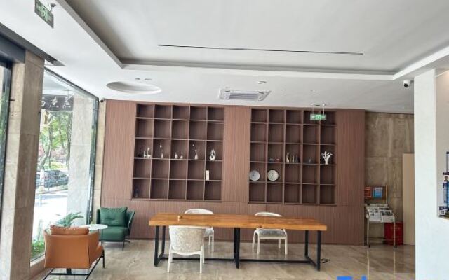 Qiu shan Hotel