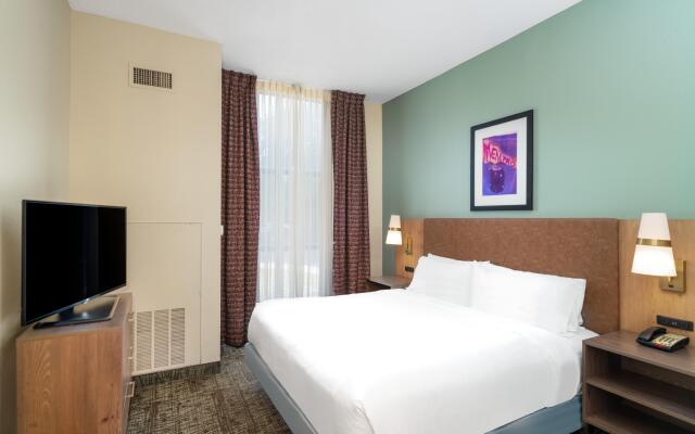 Staybridge Suites Memphis - Poplar Ave East, an IHG Hotel